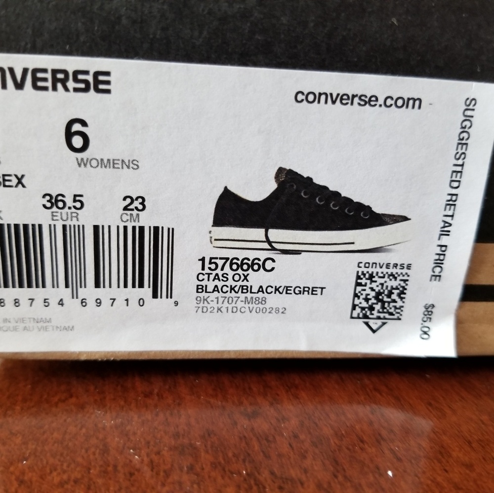 🆕️ Womens Converse Shoes - Picture 4 of 8